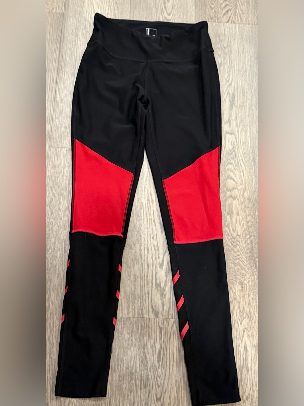 Mondetta Women’s Black/Red Colorblock Ankle High Rise Stretch Leggings S/P